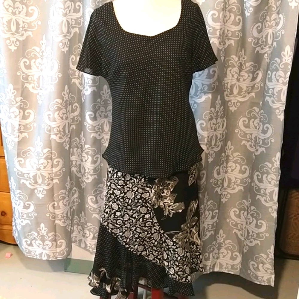 Virgo Black & Cream Multi Pattern Skirt Set Sz 16